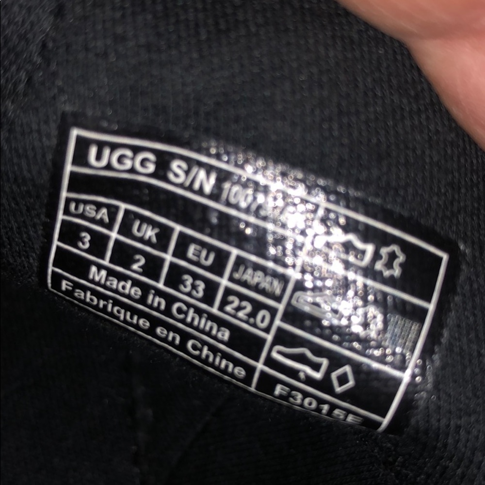 Super Cute UGG Black Suede Moccasins (kids) - Picture 7 of 7